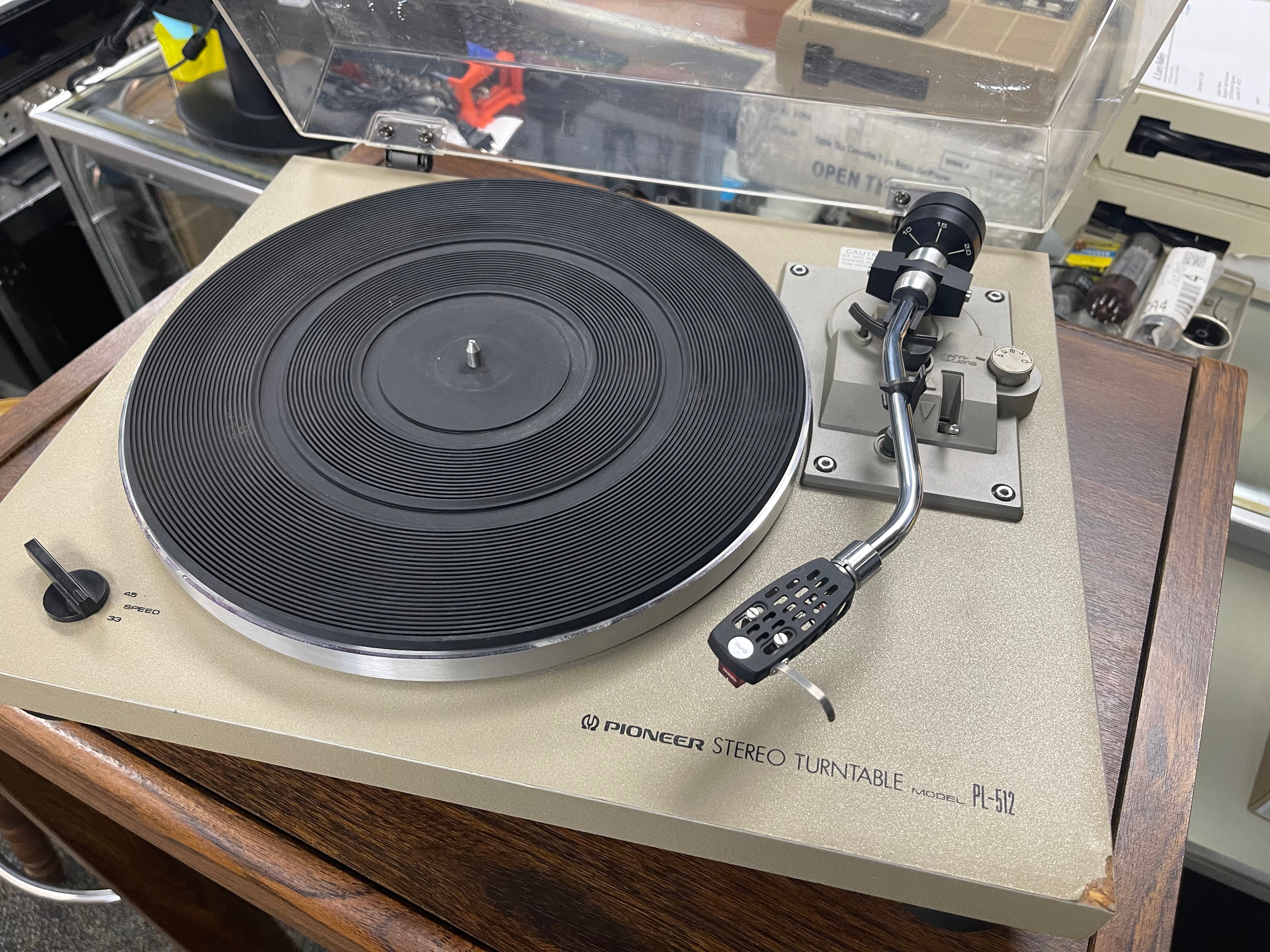 Pioneer PL-512 Turntable