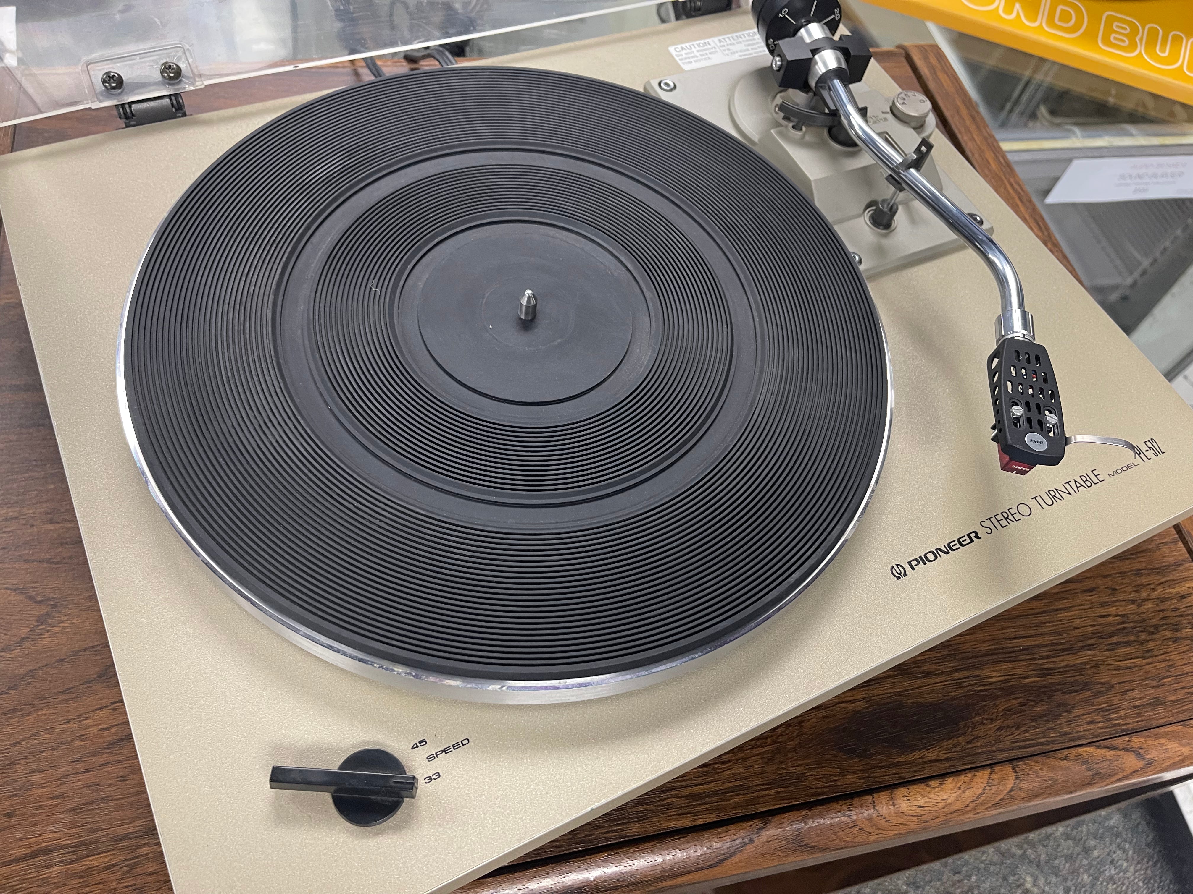 Pioneer PL-512 Turntable