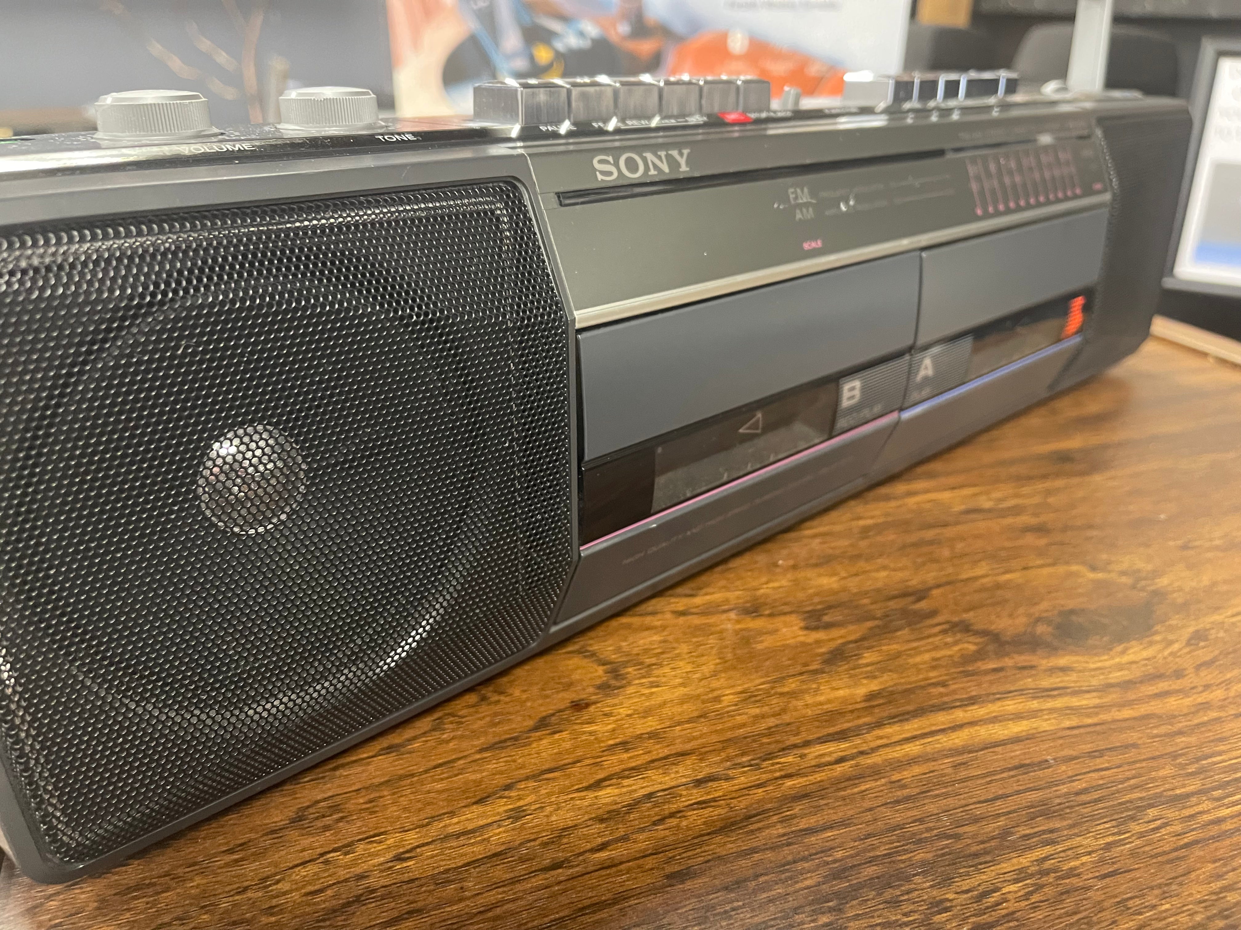 Sony CFS-W301 AM/FM Cassette Boombox