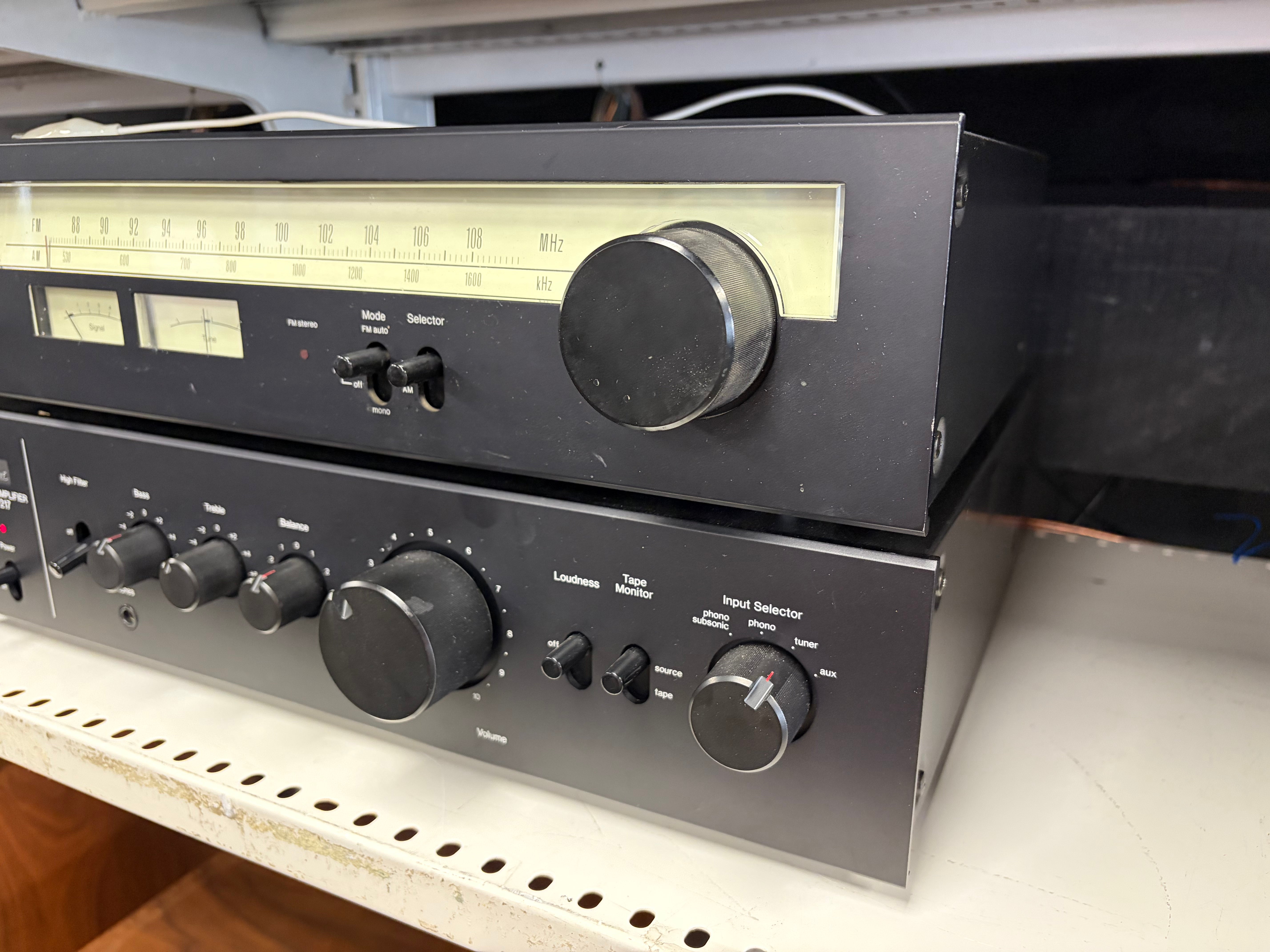 Sansui AU-217 Integrated Amp And TU-217 Tuner