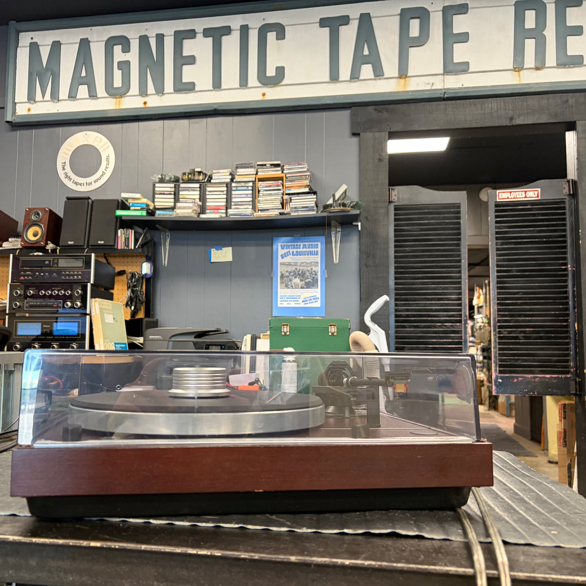 Thorens TD 320 MKII Turntable
