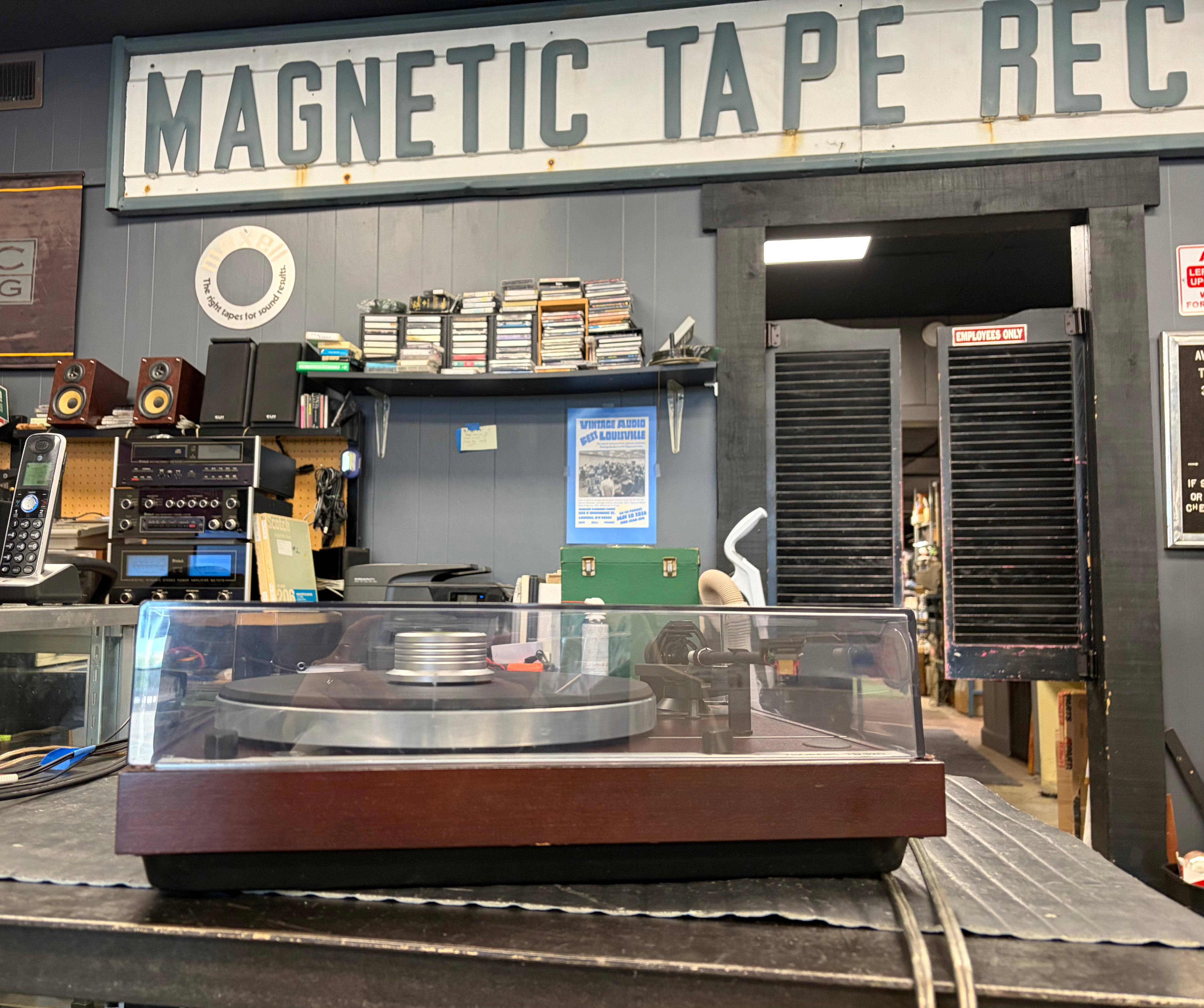 Thorens TD 320 MKII Turntable