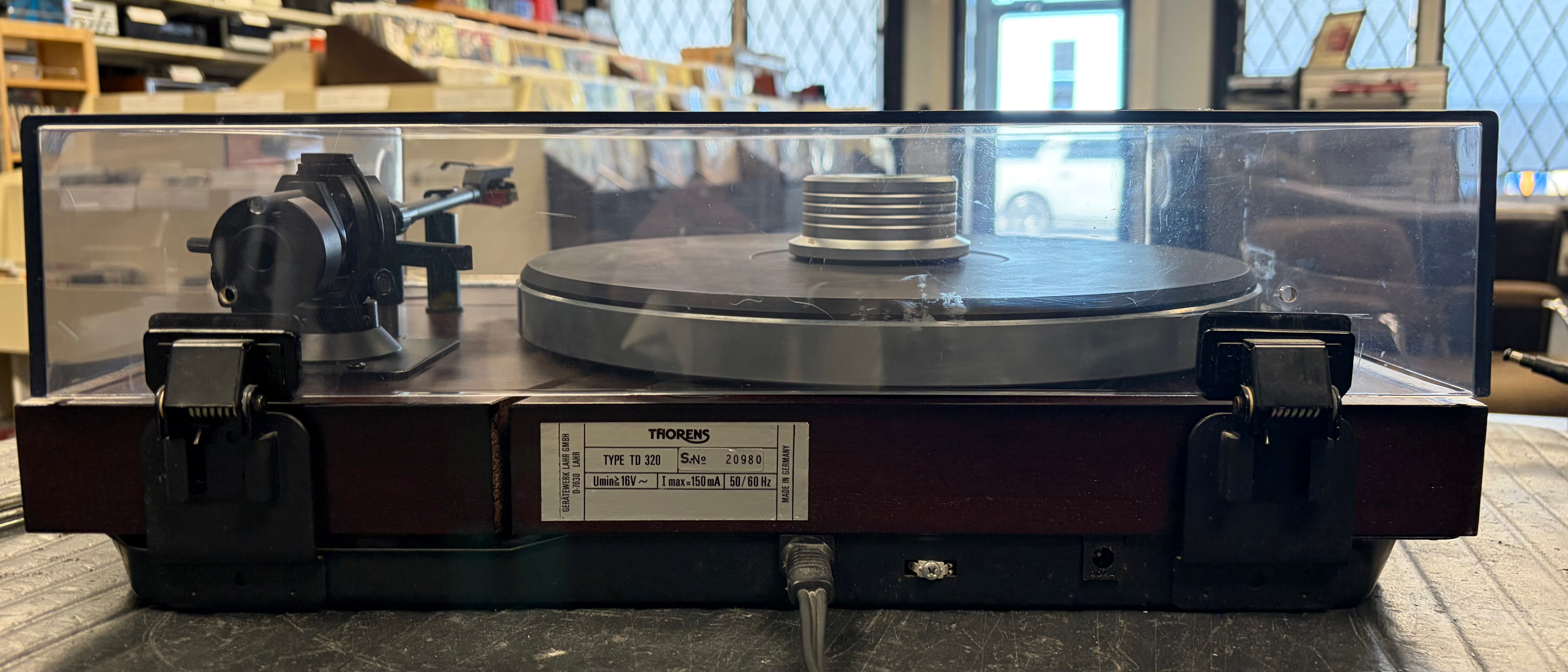 Thorens TD 320 MKII Turntable