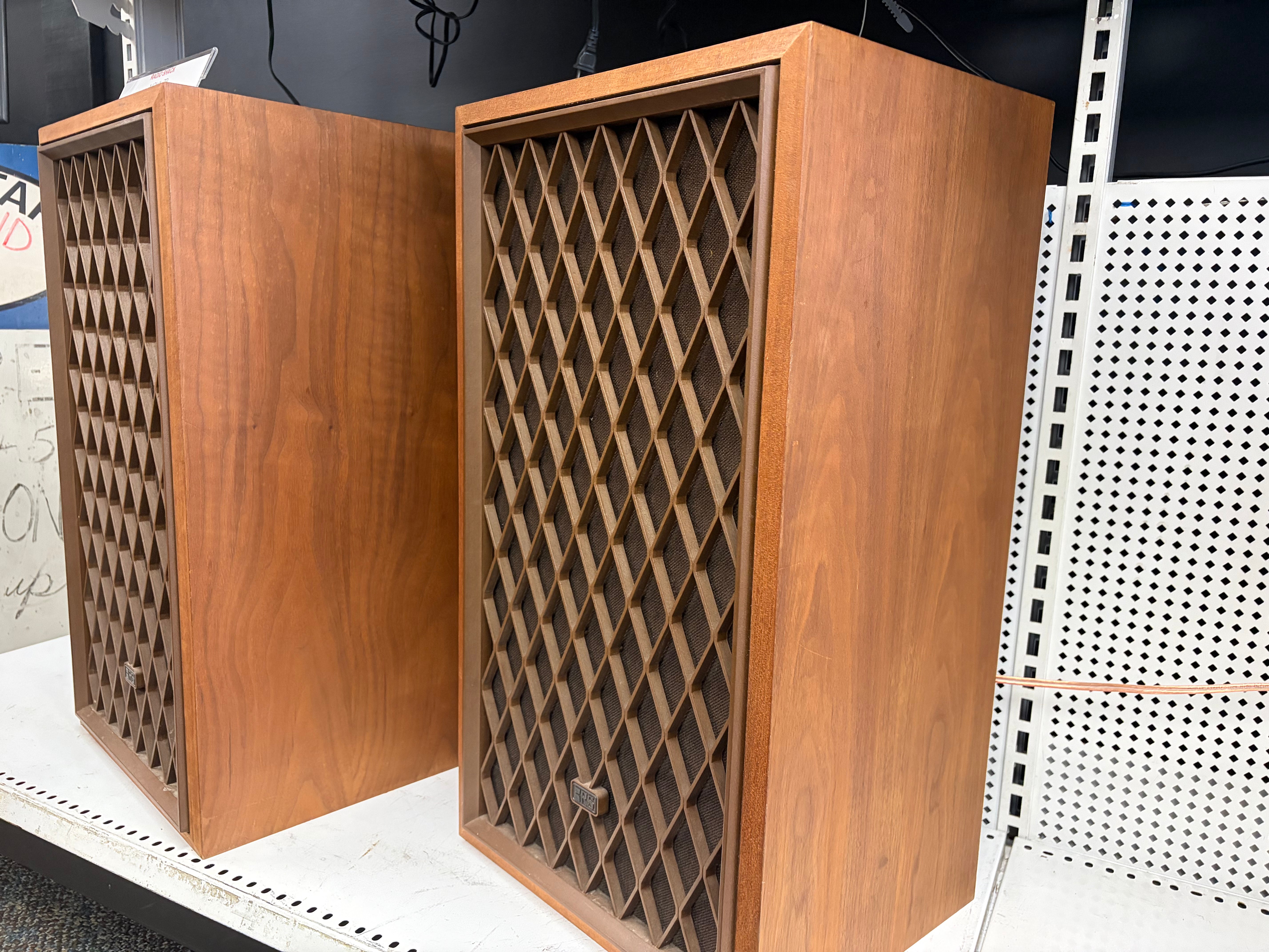 Radio Shack Nova 7B Speakers