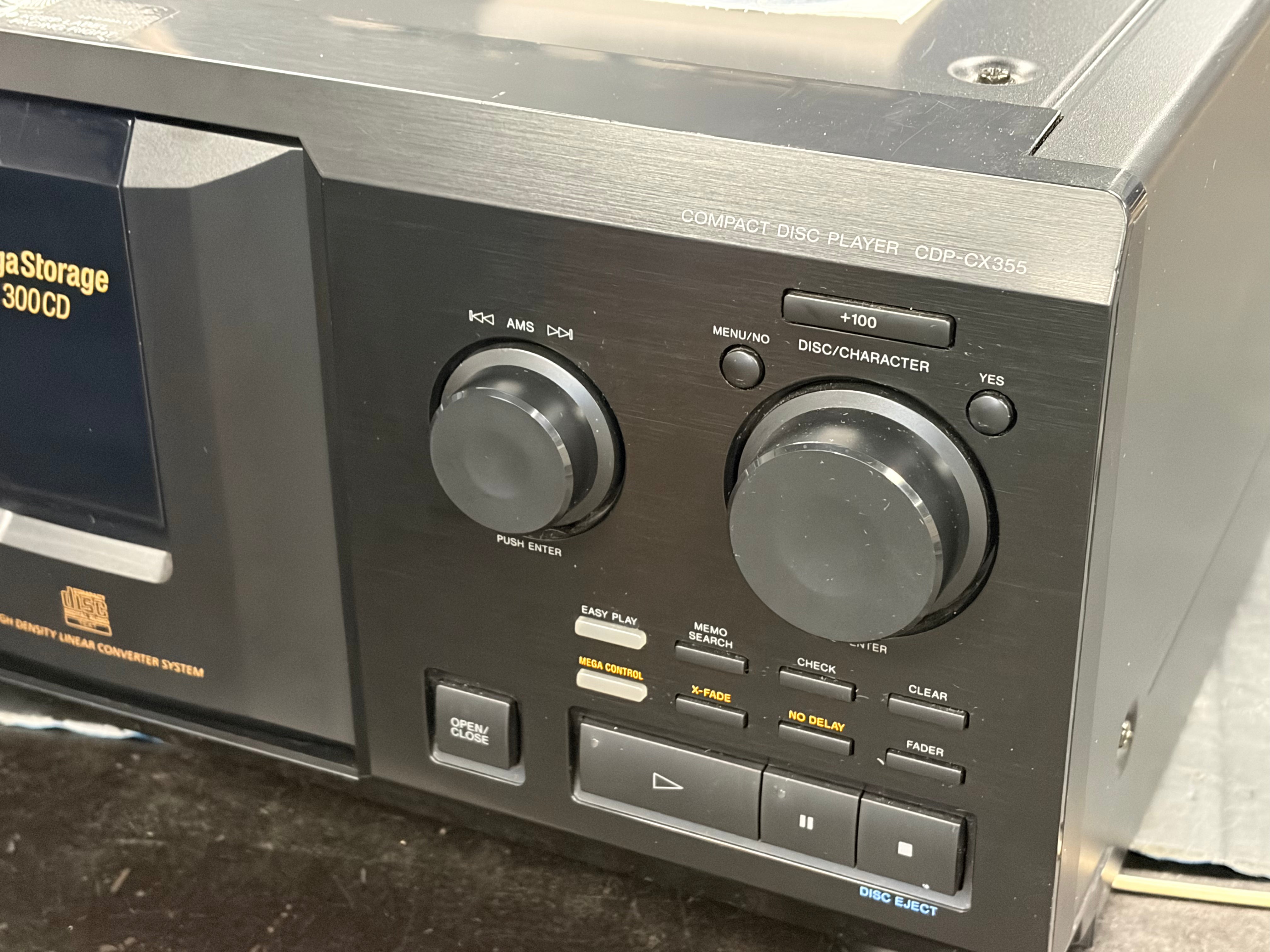 Sony CDP-CX355  Multi Disc Changer