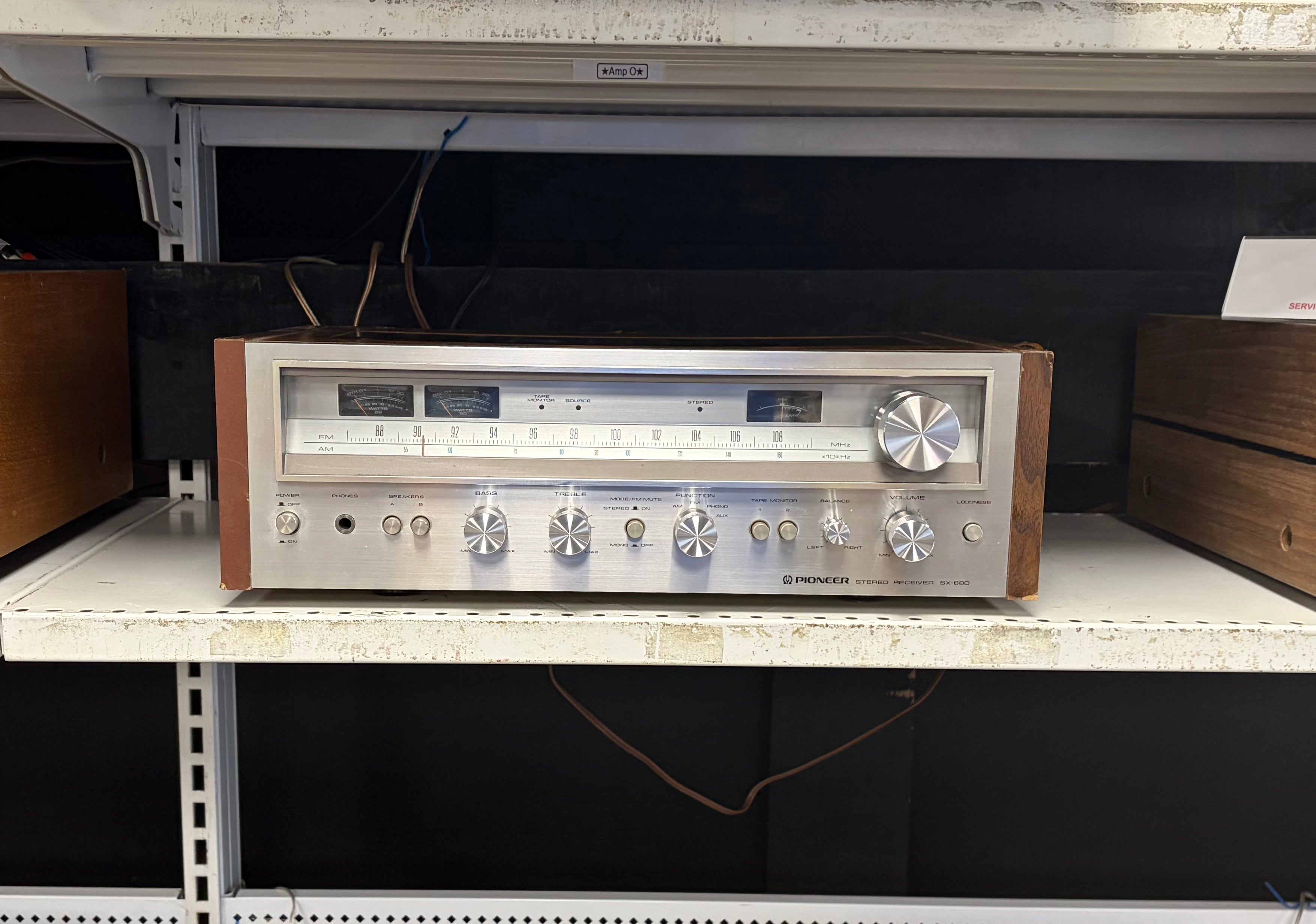Pioneer SX-680 AM/FM Stereo Receiver