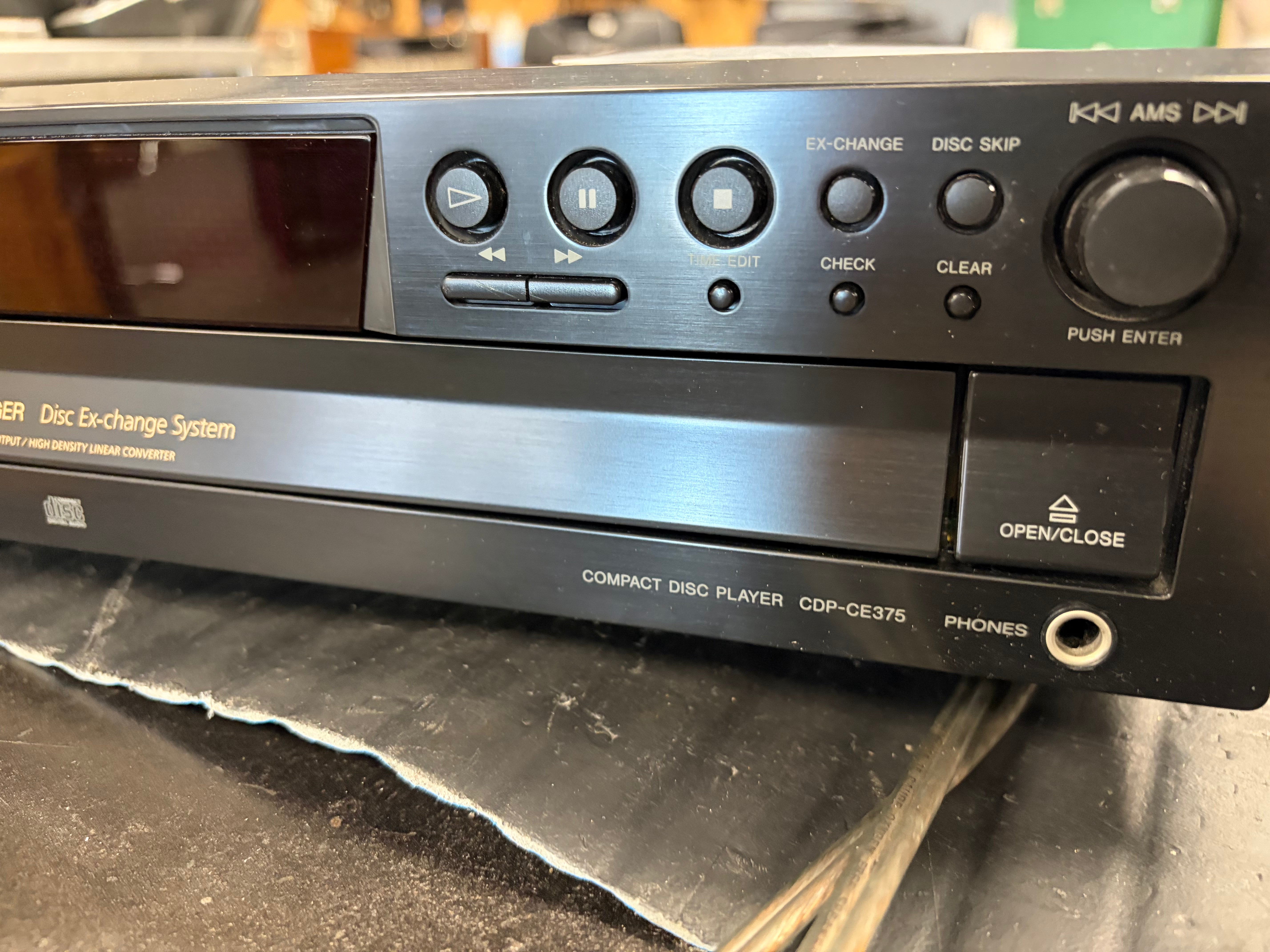 Sony CDP-CE375 5 CD Multi Player