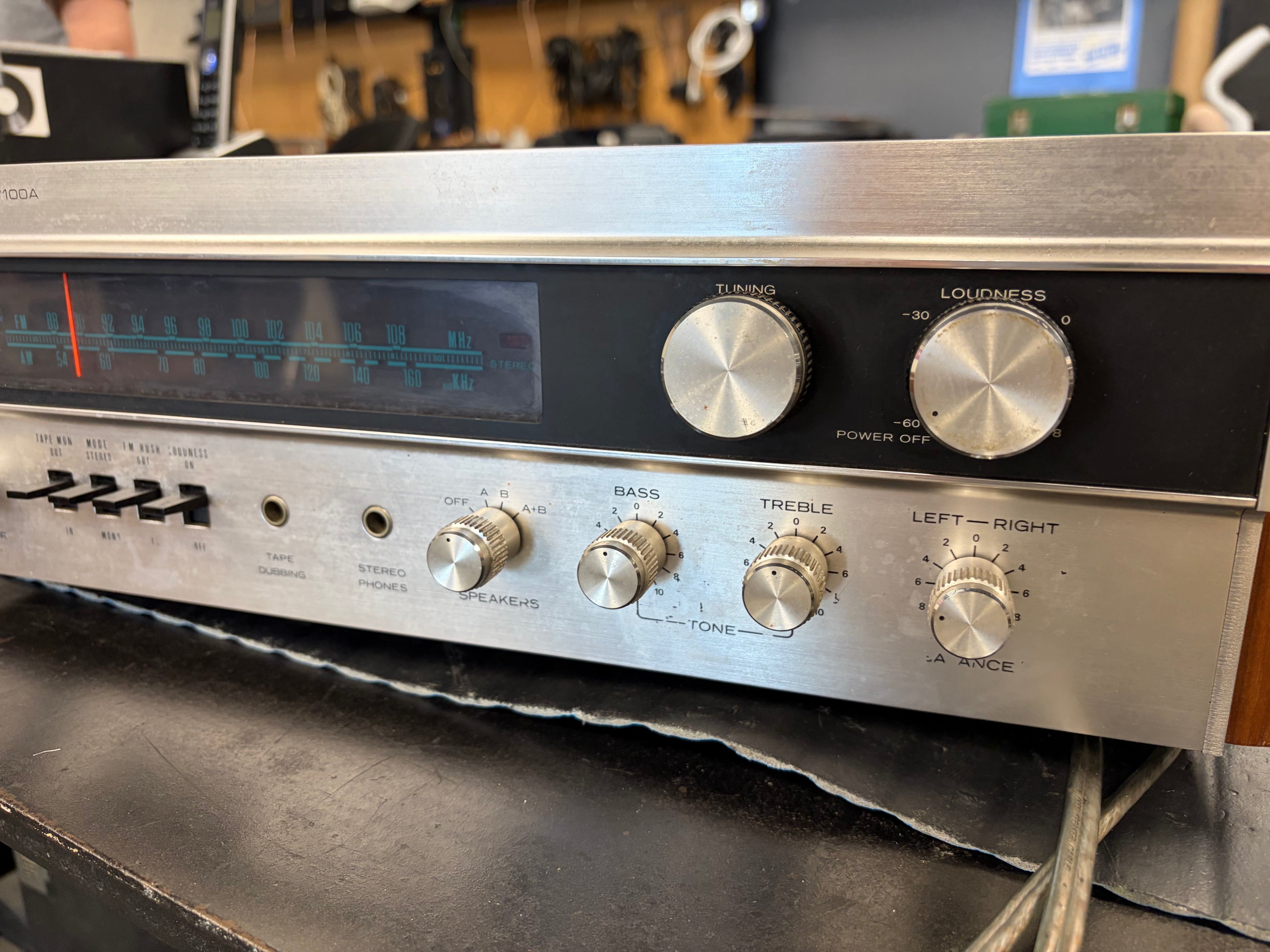 Sherwood S-7100A Stereo Receiver