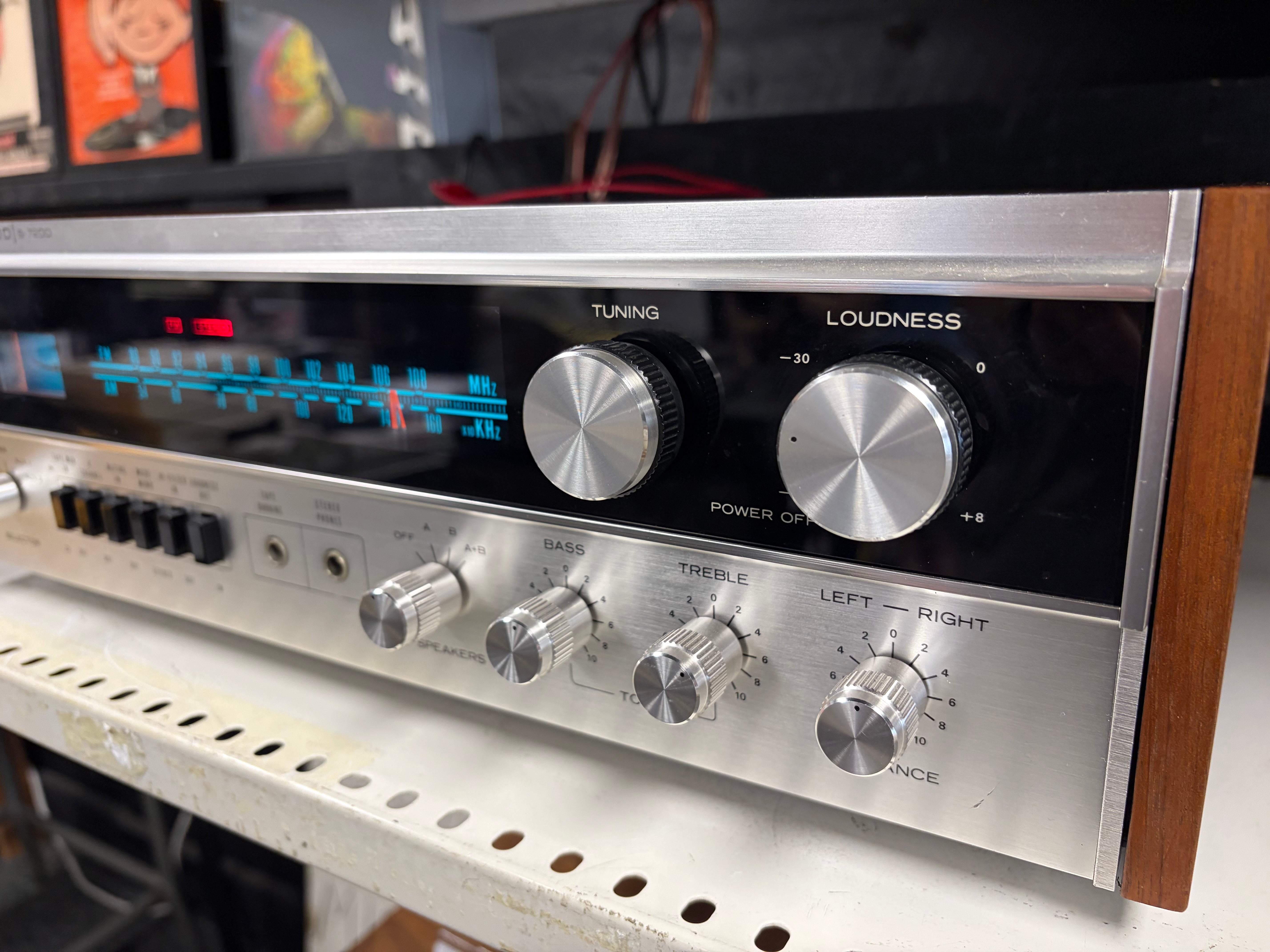 Sherwood S-7200 AM/FM Stereo Receiver