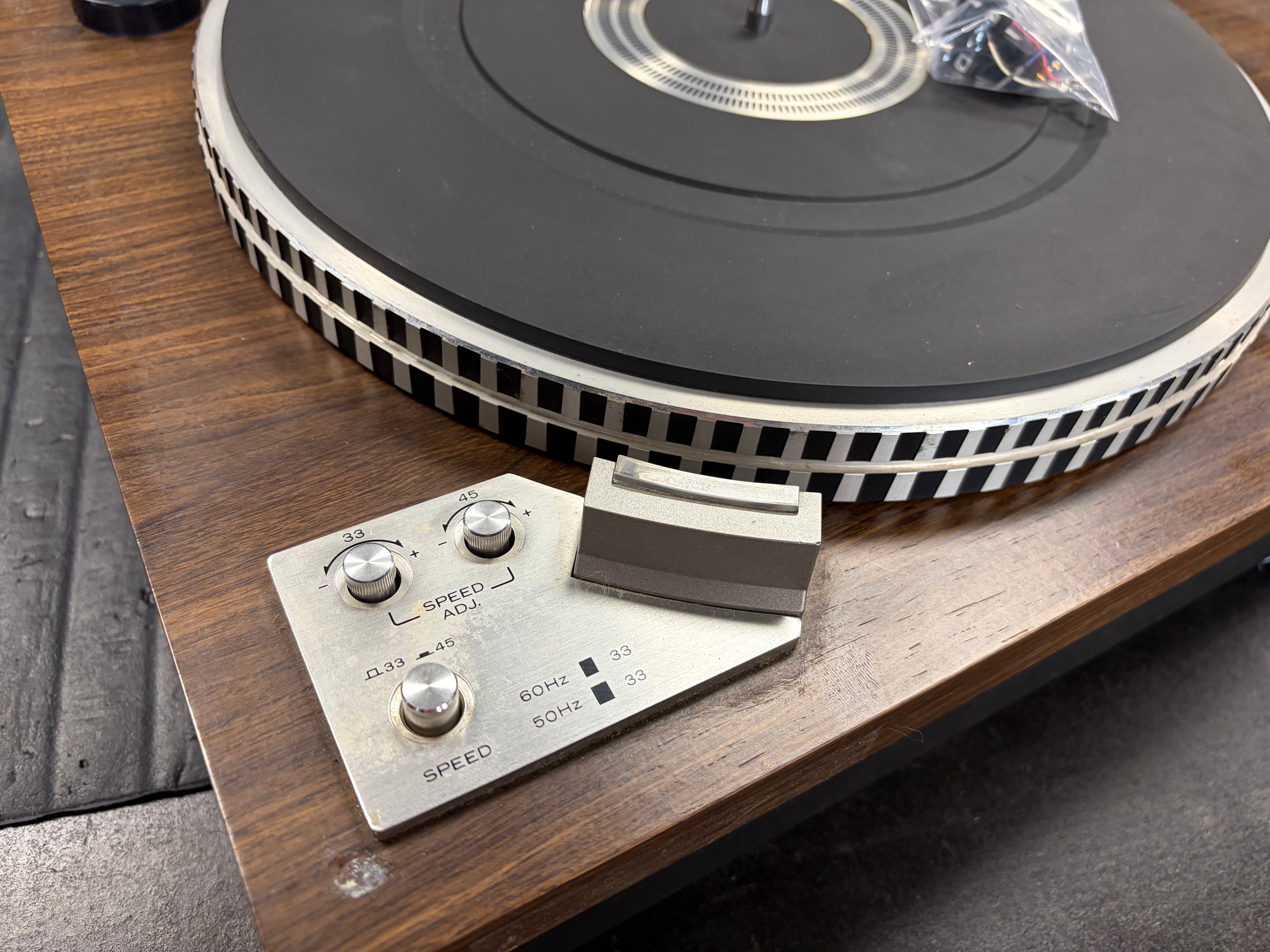 Kenwood KD-3700 Two Speed Direct Drive Turntable