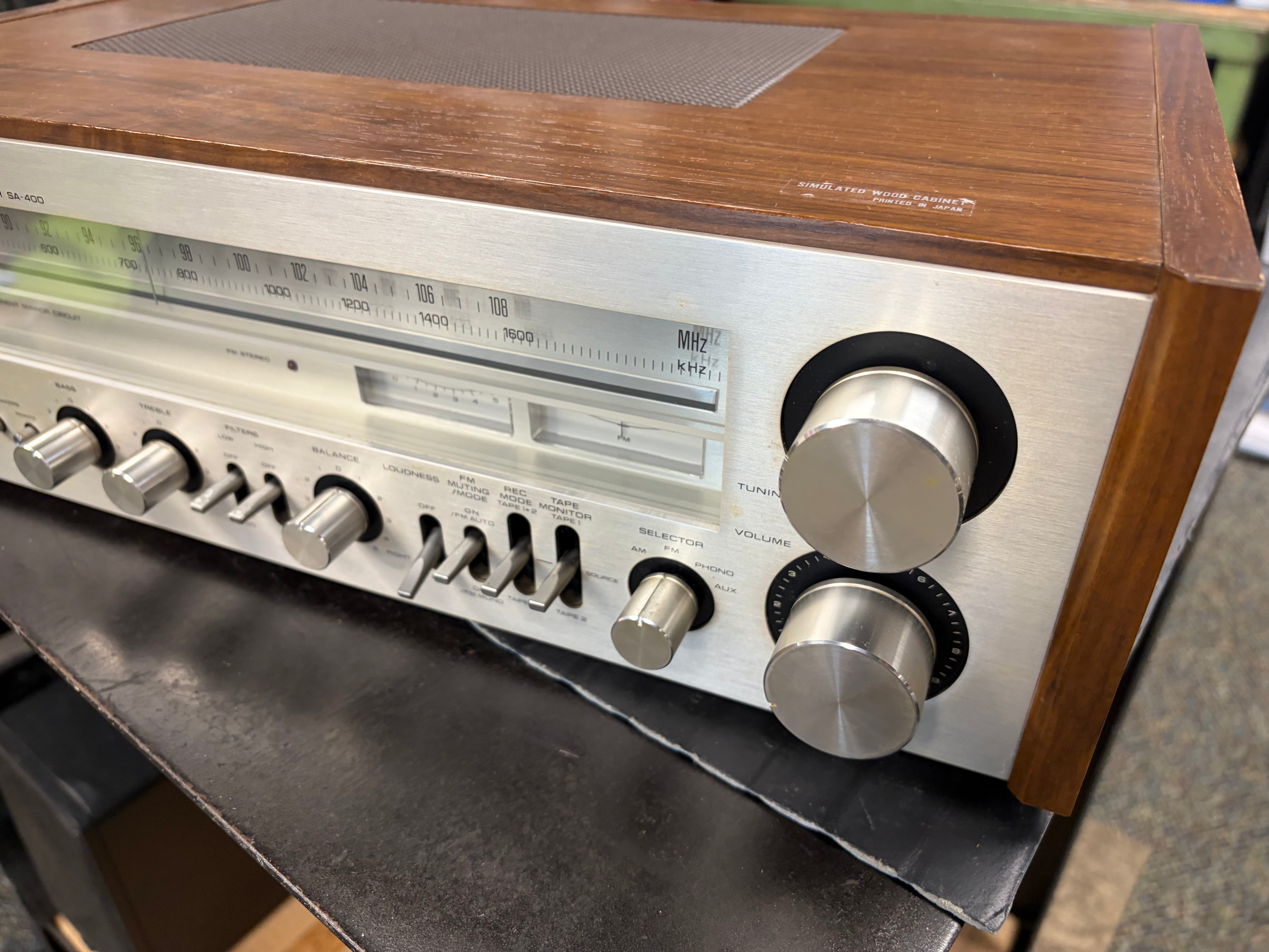 Technics SA-400 AM/FM Stereo Receiver